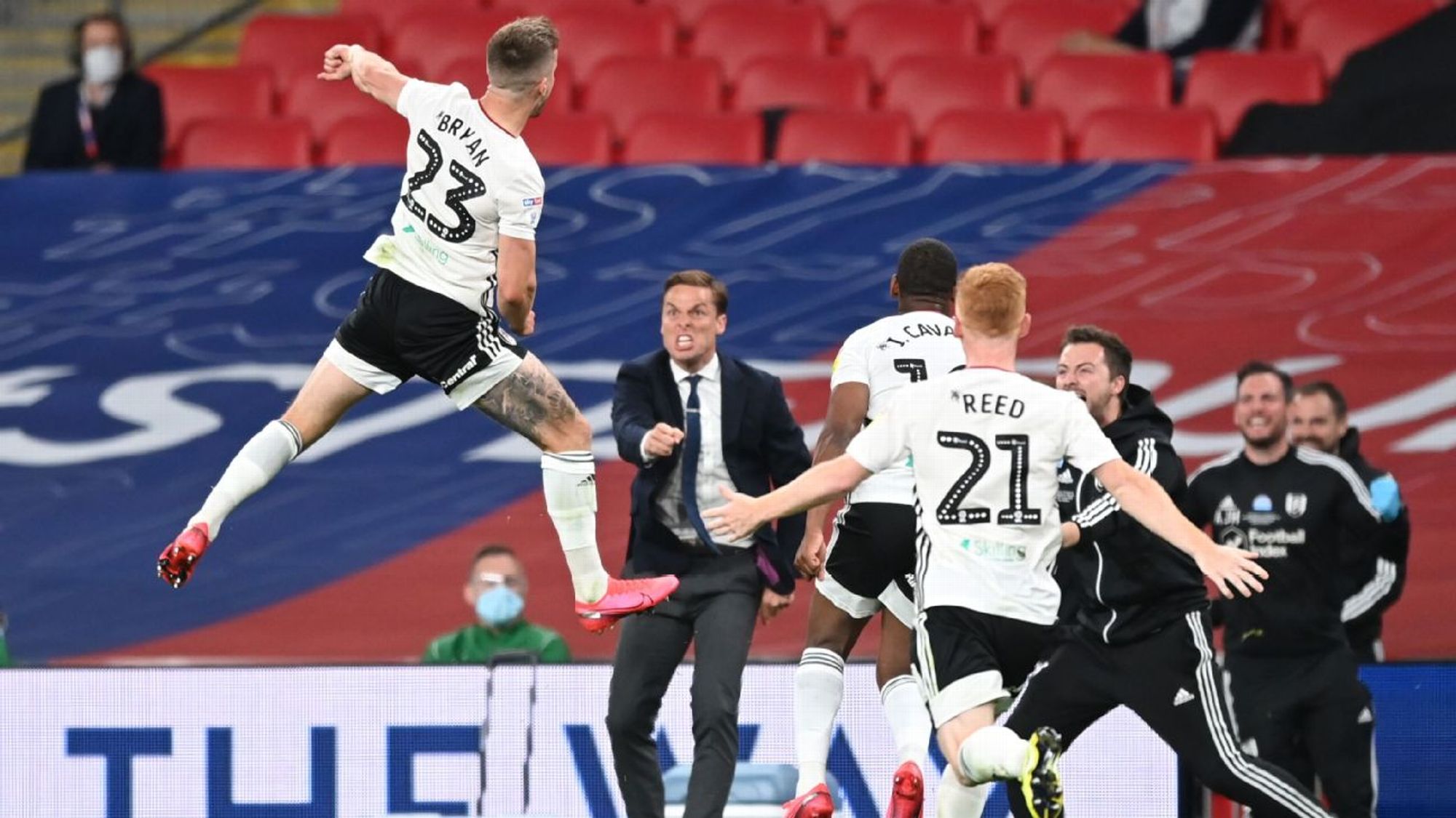 姚明辞去篮协主席后首亮相！称“明年才45岁，还是青年”大河报.